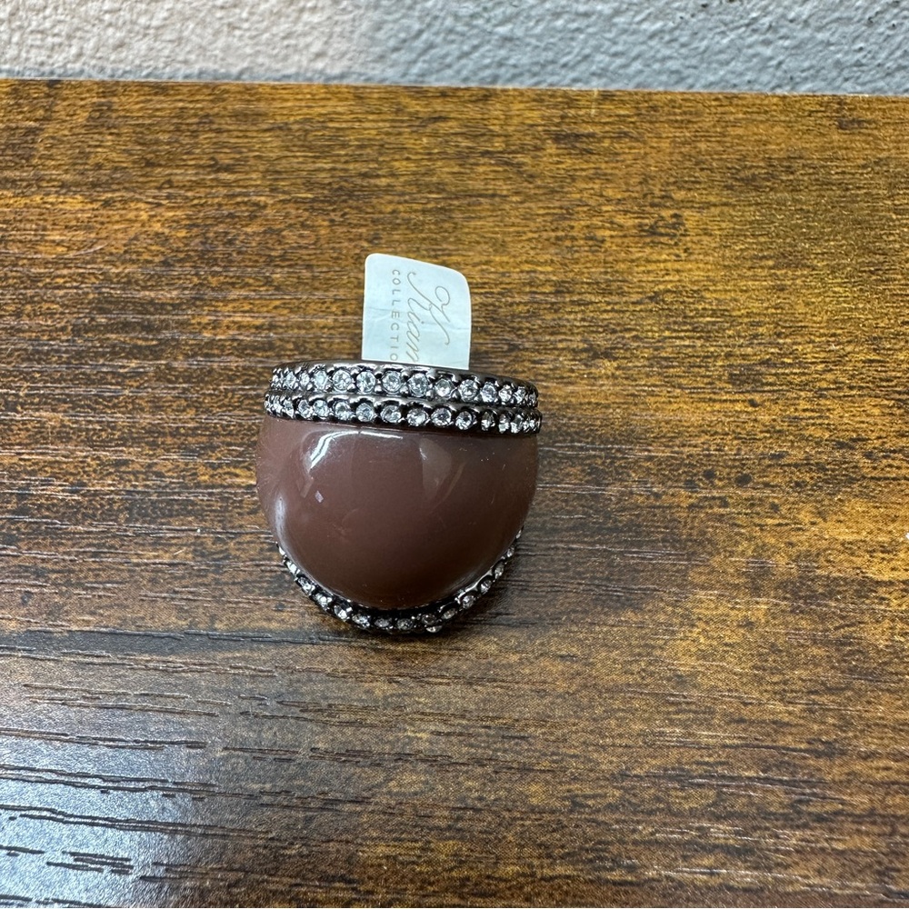 Stunning Lia Sophia Kiam Family Collection Enamel & Crystal Dome Statement Ring